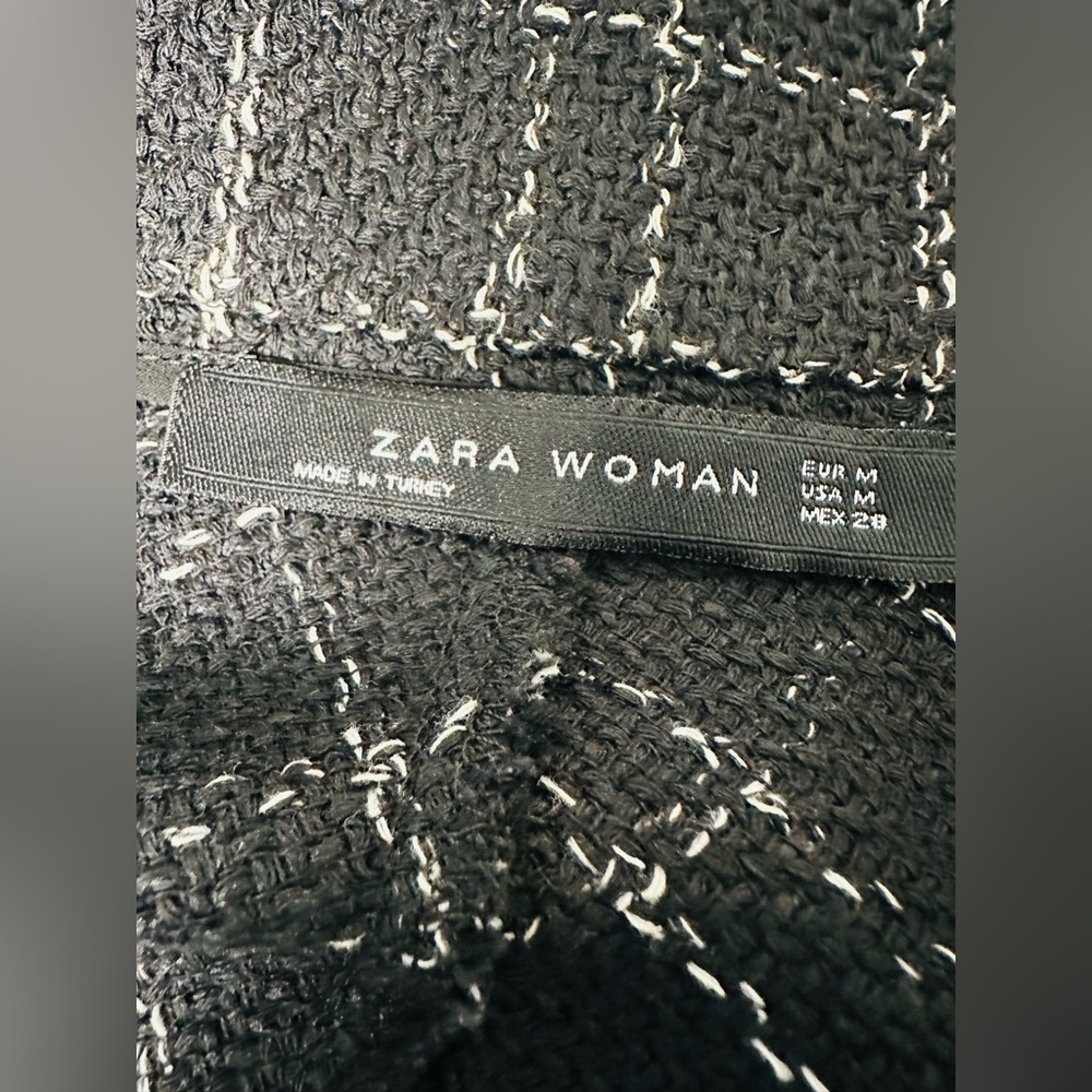 Zara Woman Tweed Maxi Skirt With a Button Down Front and Raw-Edge Hem Size M - Picture 7 of 8